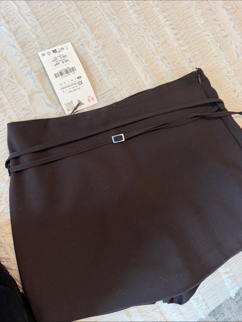 ZARA Belted Mini Skort